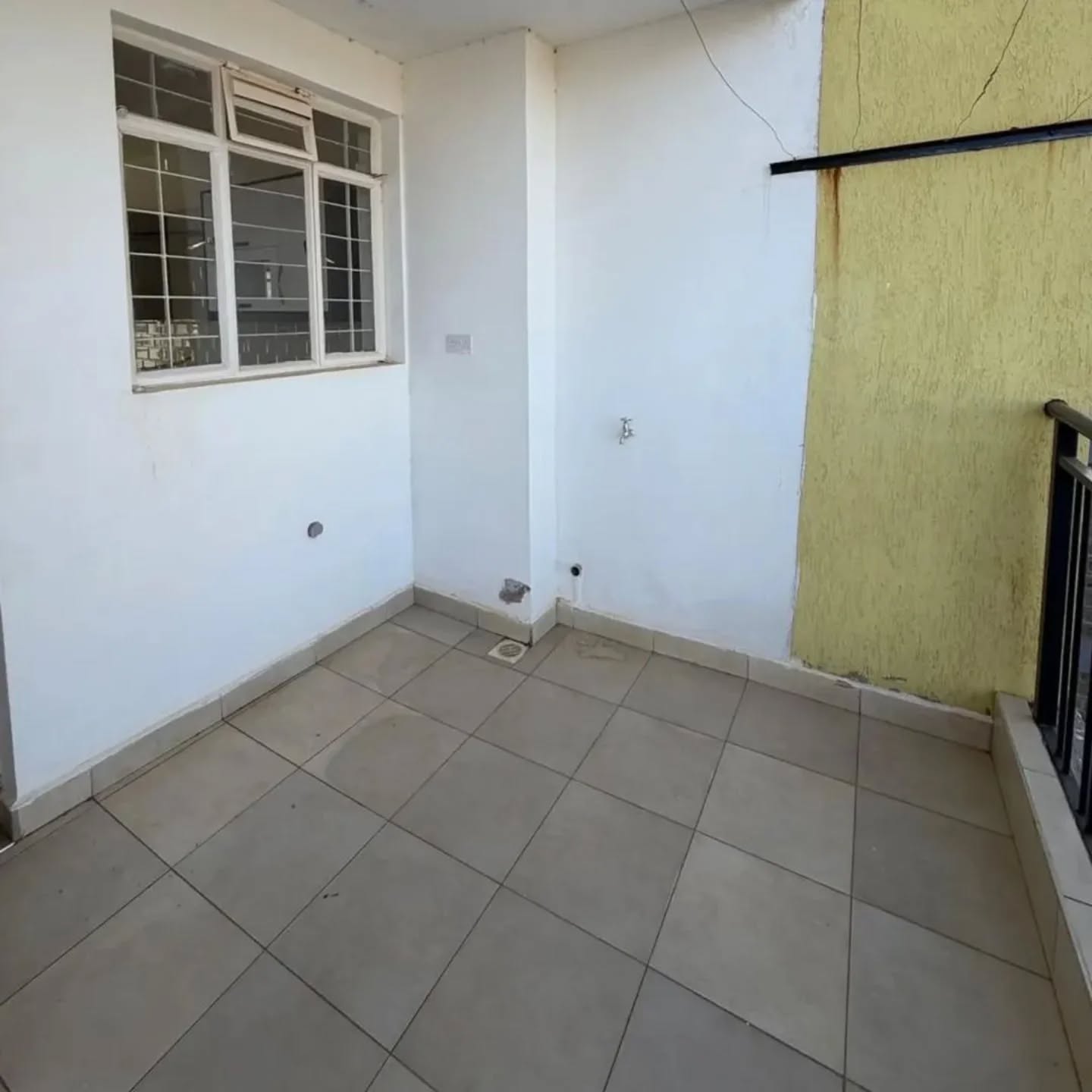 3 Bedroom plus DSQ Triplex for Sale in Juja