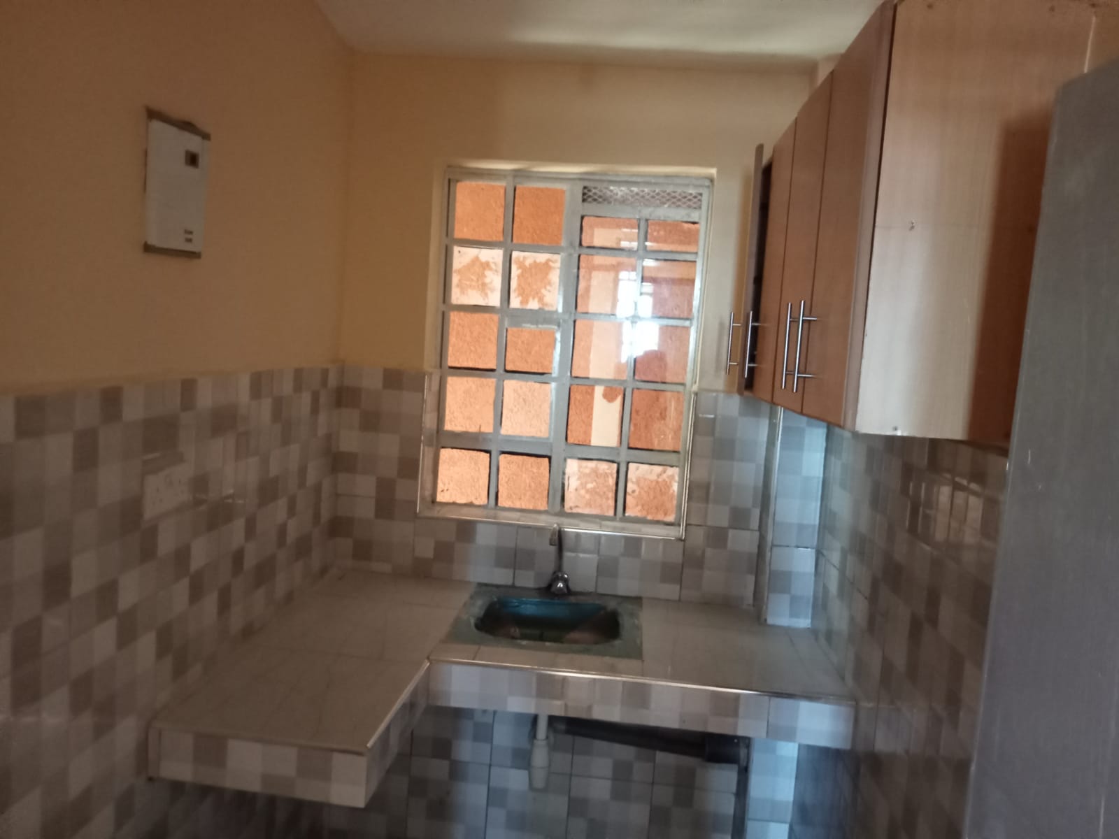 1 bedroom apartment to let in Juja town