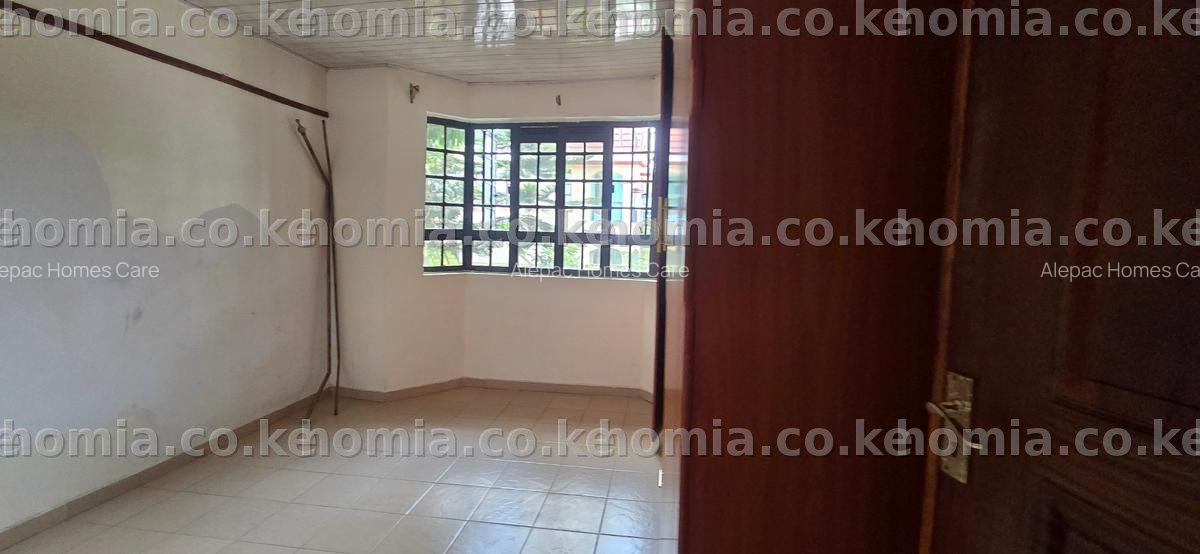 3 Bed House with Borehole at Kamakis