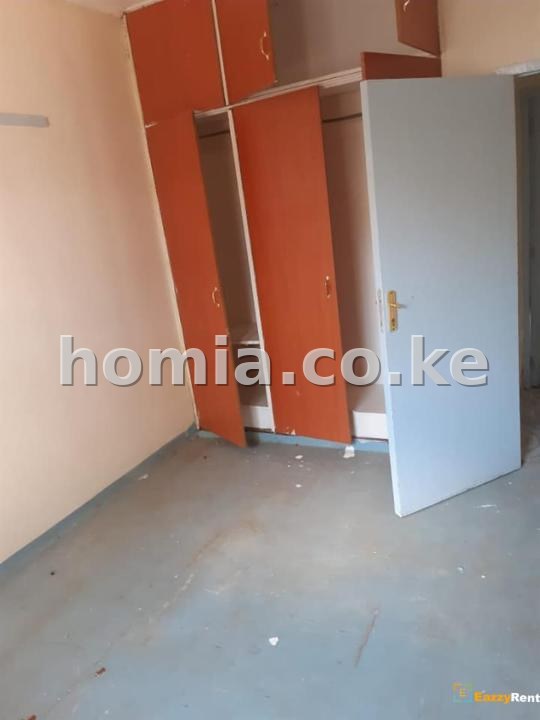3 bedroom apartment for rent - own compound