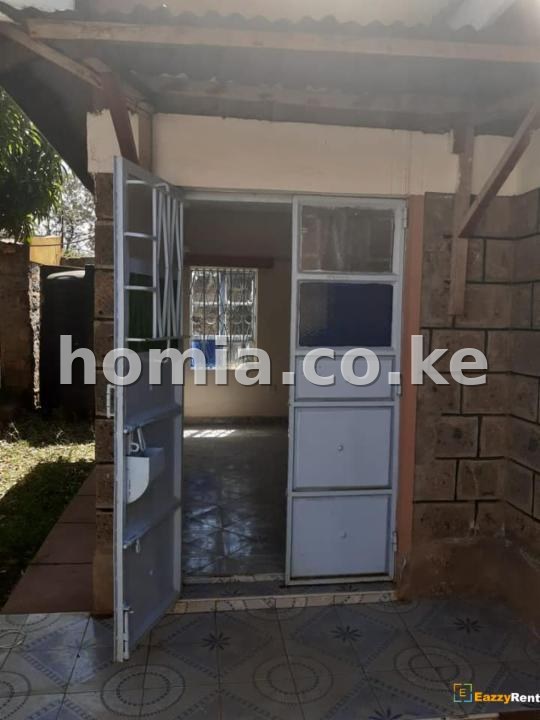 3 bedroom apartment for rent - own compound